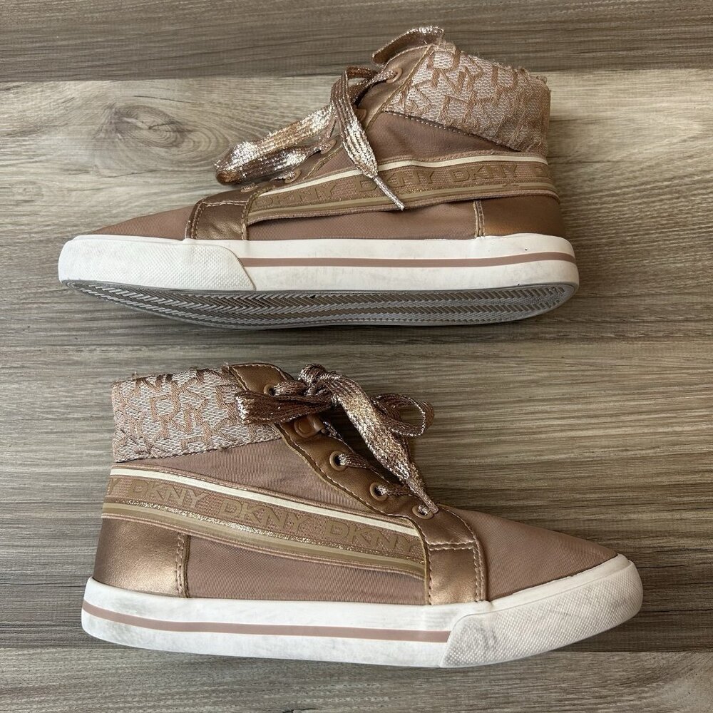 DKNY Girls Fashion Shoes Size 3.5 Gold Lace Up Side Zipper Mid Top Sneakers GUC - Picture 2 of 9